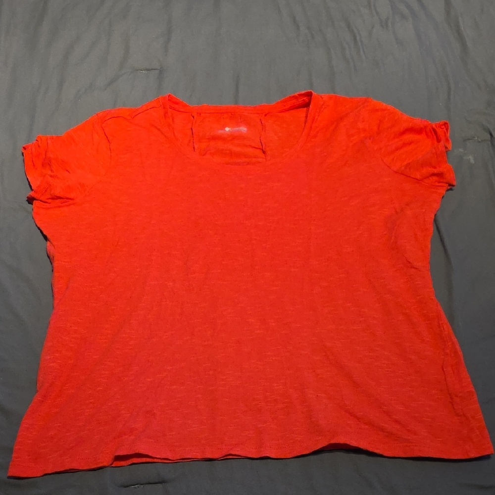 Columbia Tee With Ruching On Back
